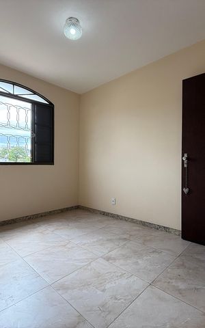 Casa à venda com 197m², 3 quartos e 2 vagas