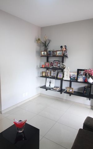 Casa à venda com 256m², 4 quartos e 4 vagasSala