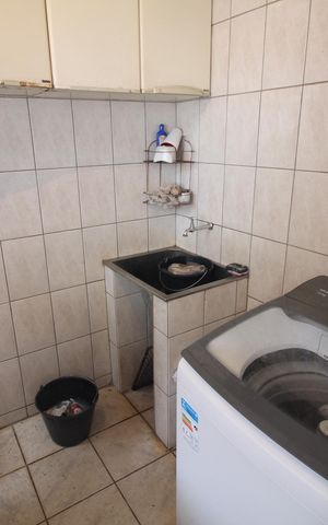 Casa à venda com 256m², 4 quartos e 4 vagasÁrea de Serviço