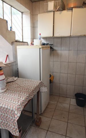 Casa à venda com 256m², 4 quartos e 4 vagasÁrea de Serviço