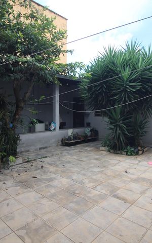 Casa à venda com 256m², 4 quartos e 4 vagasQuintal