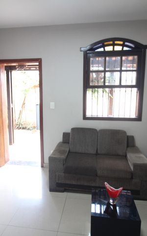 Casa à venda com 256m², 4 quartos e 4 vagasSala