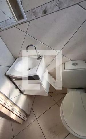Apartamento à venda com 52m², 2 quartos e 1 vaga Apartamento à venda com 52m², 2 quartos e 1 vagaBanheiro