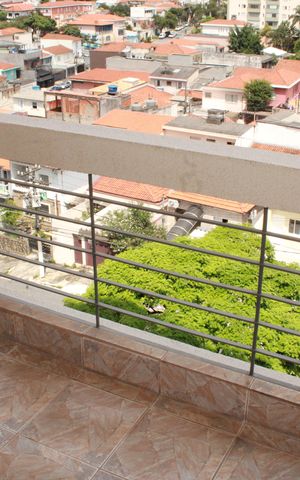 Apartamento para alugar com 60m², 2 quartos e 1 vagaVaranda