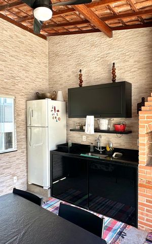 Casa à venda com 120m², 2 quartos e 1 vaga