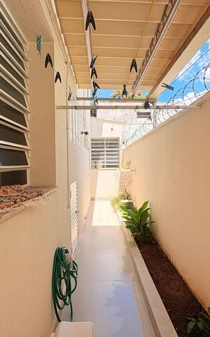 Casa à venda com 320m², 4 quartos e 2 vagasÁrea de Serviço