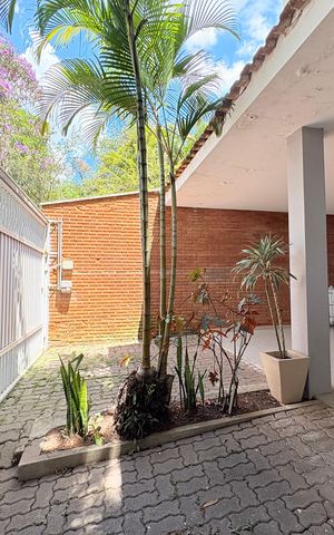 Casa à venda com 320m², 4 quartos e 2 vagasGaragem
