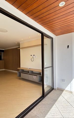 Apartamento à venda com 97m², 3 quartos e 2 vagas Apartamento à venda com 97m², 3 quartos e 2 vagasVaranda