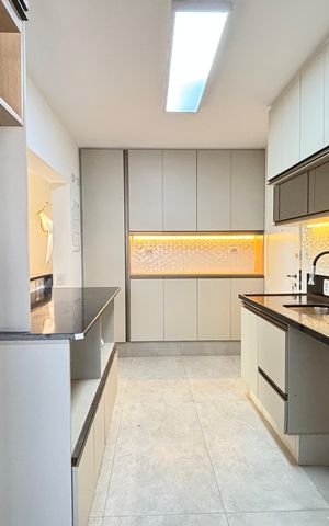 Apartamento à venda com 97m², 3 quartos e 2 vagas Apartamento à venda com 97m², 3 quartos e 2 vagasCozinha