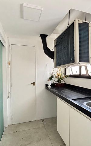 Apartamento à venda com 97m², 3 quartos e 2 vagas Apartamento à venda com 97m², 3 quartos e 2 vagasCozinha