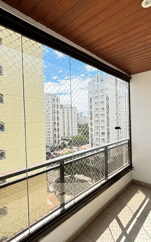 Apartamento à venda com 97m², 3 quartos e 2 vagas Apartamento à venda com 97m², 3 quartos e 2 vagasVaranda