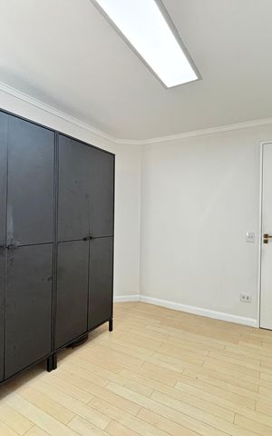 Apartamento à venda com 97m², 3 quartos e 2 vagas Apartamento à venda com 97m², 3 quartos e 2 vagasQuarto 2