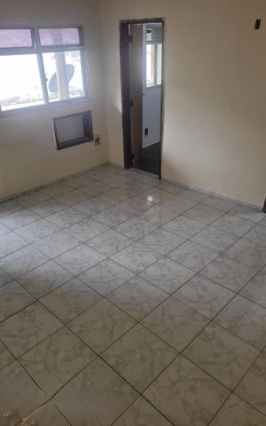 Casa à venda com 55m², 2 quartos e sem vaga Casa à venda com 55m², 2 quartos e sem vagaSala