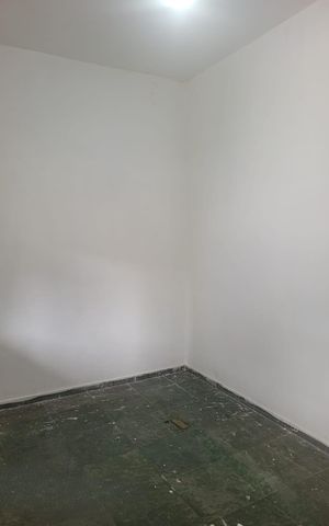 Casa à venda com 55m², 2 quartos e sem vaga Casa à venda com 55m², 2 quartos e sem vagaQuarto