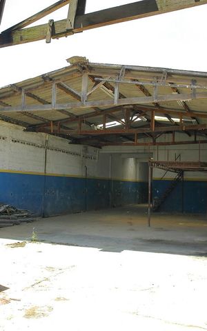 Casa para alugar com 690m², 4 quartos e 2 vagasGalpão/depósito/Garagem 