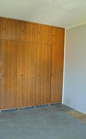 Casa para alugar com 690m², 4 quartos e 2 vagasSuíte 