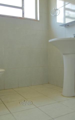 Casa para alugar com 690m², 4 quartos e 2 vagasSuíte - Banheiro 