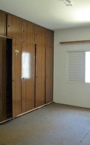 Casa para alugar com 690m², 4 quartos e 2 vagasQuarto 2 