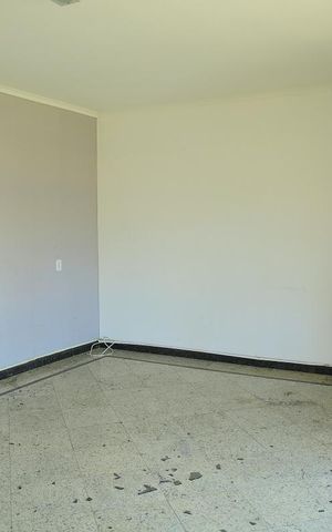 Casa para alugar com 690m², 4 quartos e 2 vagasSala