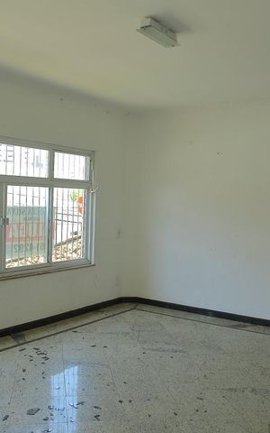 Casa para alugar com 690m², 4 quartos e 2 vagasSala