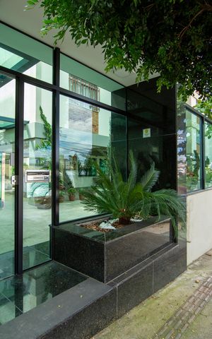 Apartamento à venda com 70m², 2 quartos e 1 vaga Apartamento à venda com 70m², 2 quartos e 1 vagaFACHADA