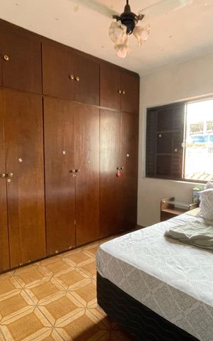 Casa à venda com 209m², 3 quartos e 2 vagas