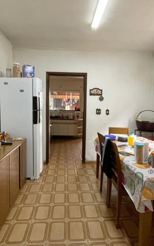Casa à venda com 209m², 3 quartos e 2 vagas