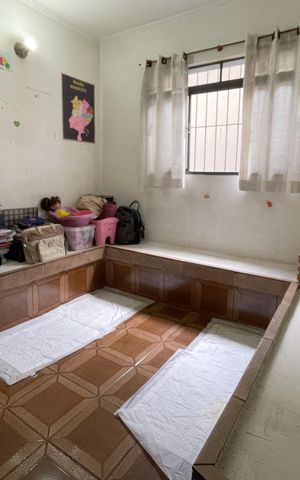 Casa à venda com 209m², 3 quartos e 2 vagas