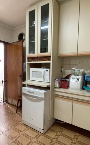 Casa à venda com 209m², 3 quartos e 2 vagas