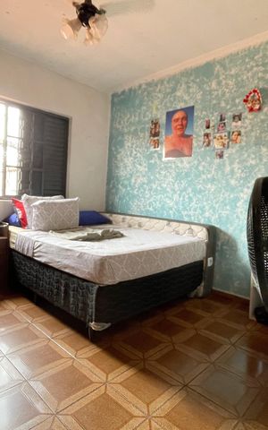 Casa à venda com 209m², 3 quartos e 2 vagas