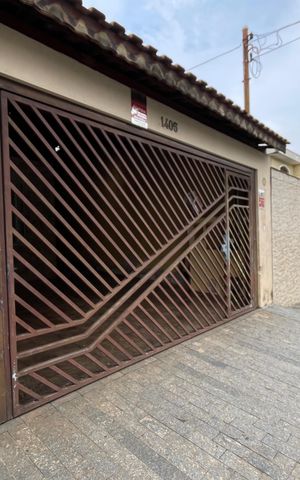 Casa à venda com 209m², 3 quartos e 2 vagas