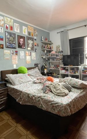 Casa à venda com 209m², 3 quartos e 2 vagas