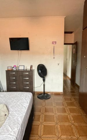 Casa à venda com 209m², 3 quartos e 2 vagas