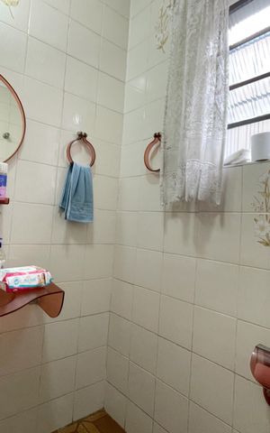 Casa à venda com 209m², 3 quartos e 2 vagas