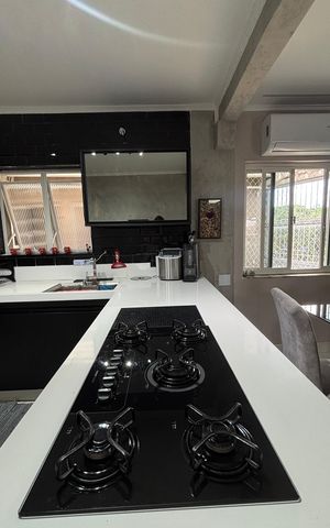 Casa para alugar com 208m², 3 quartos e 3 vagas Casa para alugar com 208m², 3 quartos e 3 vagasCozinha - Sala de Jantar