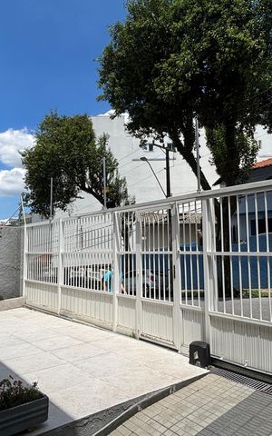 Casa para alugar com 208m², 3 quartos e 3 vagas Casa para alugar com 208m², 3 quartos e 3 vagasQuintal