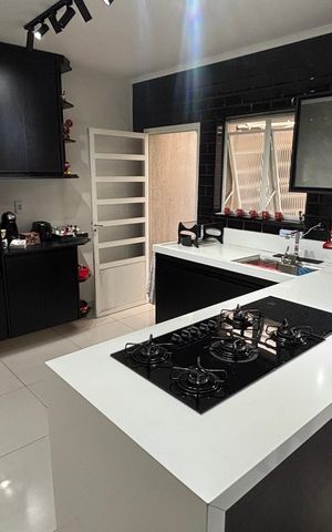 Casa para alugar com 208m², 3 quartos e 3 vagas Casa para alugar com 208m², 3 quartos e 3 vagasCozinha - Sala de Jantar
