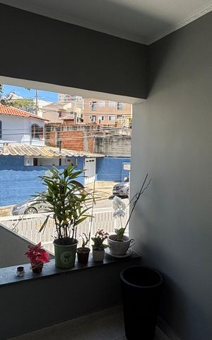 Casa para alugar com 208m², 3 quartos e 3 vagas Casa para alugar com 208m², 3 quartos e 3 vagasQuintal
