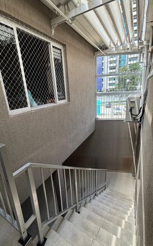 Casa para alugar com 208m², 3 quartos e 3 vagas Casa para alugar com 208m², 3 quartos e 3 vagasEscada