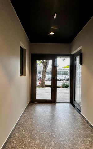 Studio para alugar com 25m², 1 quarto e sem vaga Studio para alugar com 25m², 1 quarto e sem vagaEntrada