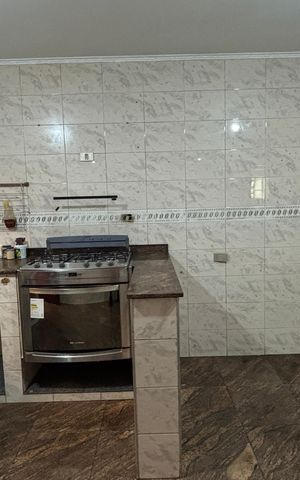 Casa à venda com 374m², 5 quartos e 2 vagas Casa à venda com 374m², 5 quartos e 2 vagasCozinha