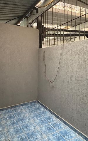 Casa à venda com 374m², 5 quartos e 2 vagas Casa à venda com 374m², 5 quartos e 2 vagasÁrea de Serviço