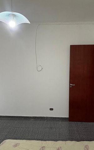 Casa à venda com 374m², 5 quartos e 2 vagas Casa à venda com 374m², 5 quartos e 2 vagasSuíte 2