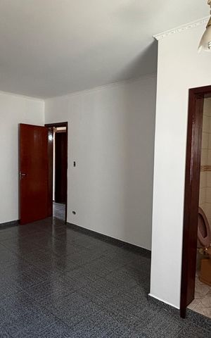 Casa à venda com 374m², 5 quartos e 2 vagas Casa à venda com 374m², 5 quartos e 2 vagasSuite 1