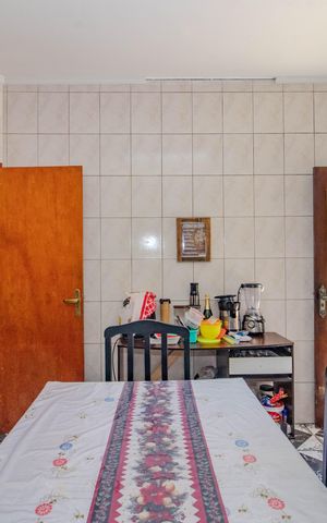 Casa à venda com 145m², 2 quartos e 3 vagasCozinha