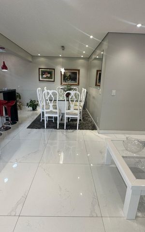 Apartamento à venda com 76m², 1 quarto e 2 vagasSala
