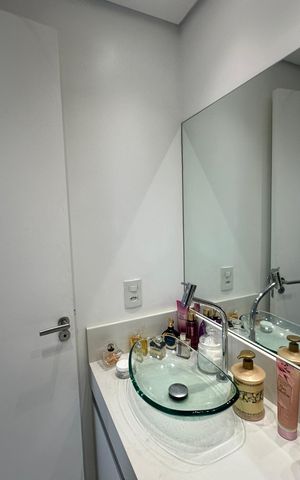 Apartamento à venda com 76m², 1 quarto e 2 vagasBanheiro da Suíte