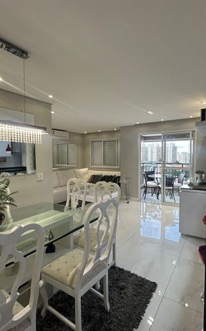Apartamento à venda com 76m², 1 quarto e 2 vagasSala