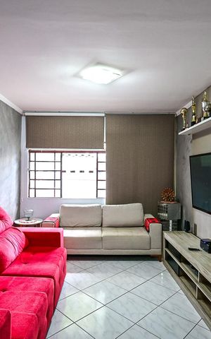Casa à venda com 250m², 3 quartos e 2 vagasSala de Tv