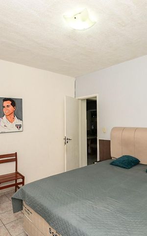 Casa à venda com 250m², 3 quartos e 2 vagasSuíte 2